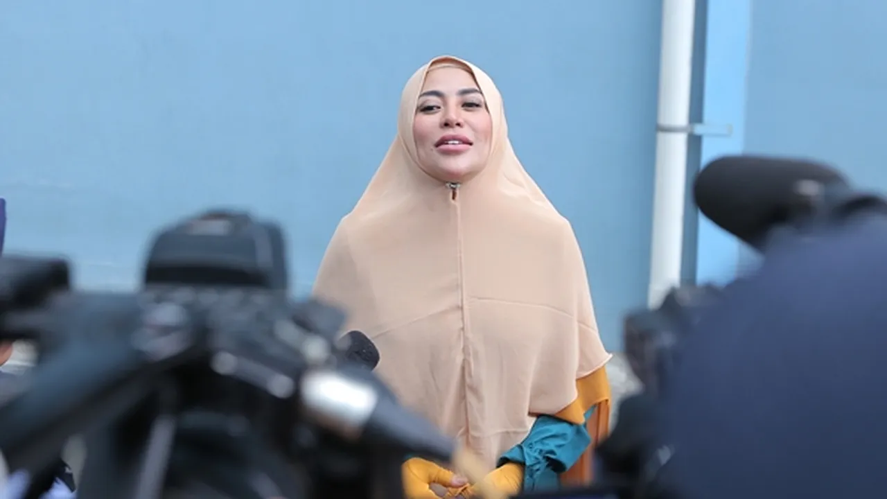 Kronologi Kanker Cinta Penelope, Dari Vonis Sampai Ikhlas Diceraikan Suami