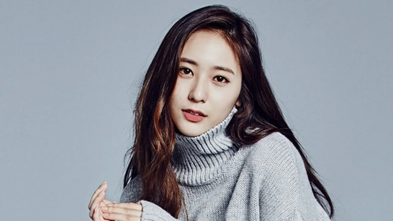 Krystal Dikabarkan Telah Hengkang dari SM Entertainment