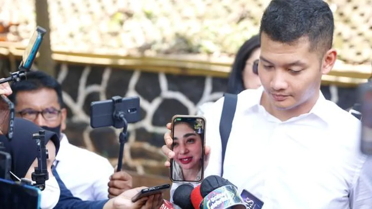 Lagi-lagi Menjanda, Dewi Perssik: Aku Kan Nggak Bisa Ubah Takdir