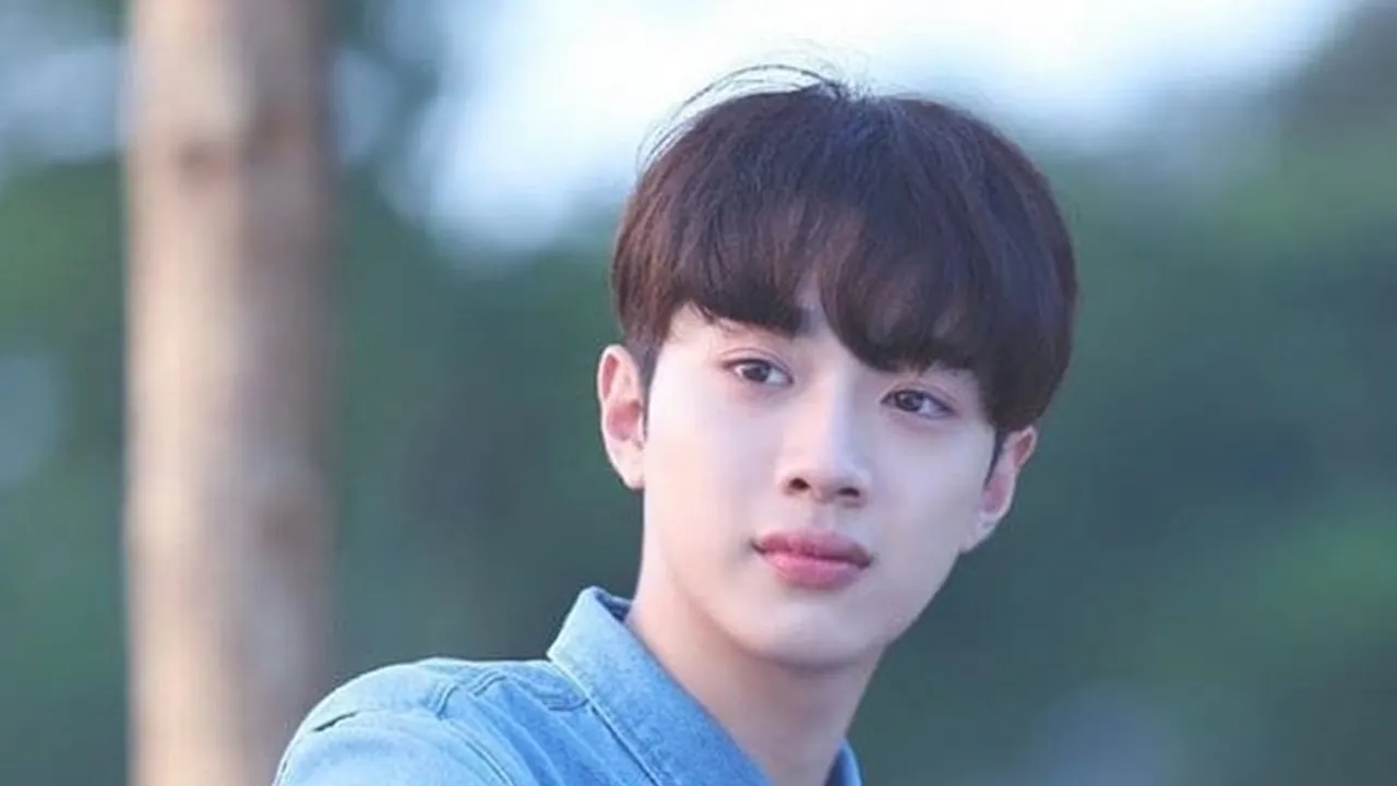 Lai Kuanlin Perlihatkan Bukti Rasa Cintanya ke Wanna One, Tanggal Debut Dijadikan Tato