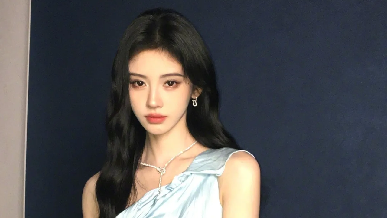 Lama Vakum, Ju Jingyi Justru Pecahkan Rekor dengan 7 Juta Pengikut Super Topic Weibo