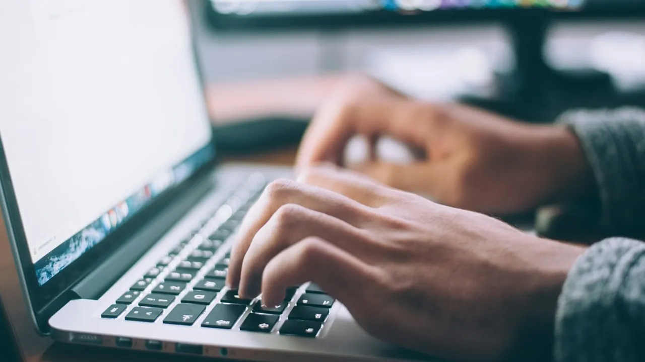 Langkah Mudah Cek KK Secara Online, Simak Caranya!