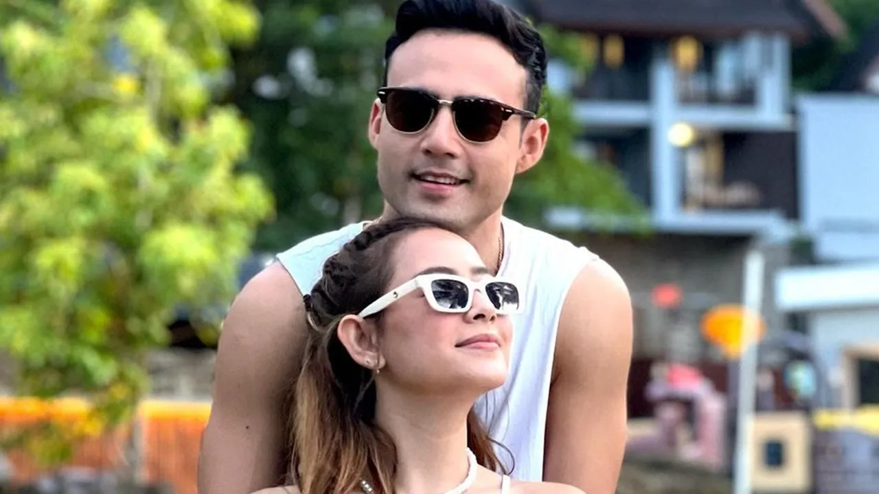 Laura Theux Hamil, Indra Brotolaras: Aku Yang Ngidam