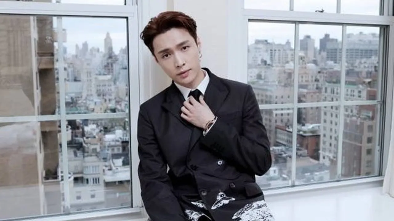 Lay EXO Putuskan Kontrak dengan Samsung Karena One China Policy, Apa Itu?