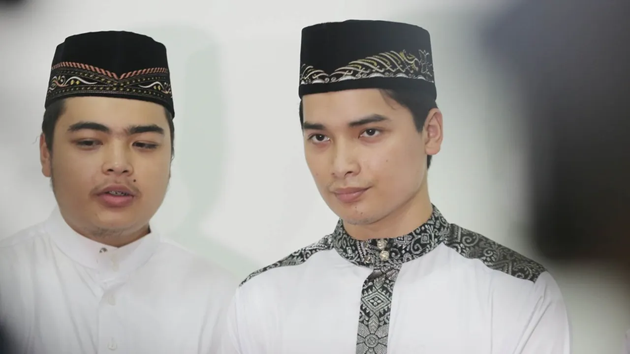 Lebaran Pertama Tanpa Ustaz Arifin Ilham, Alvin: Lebih Baik Seperti Ini