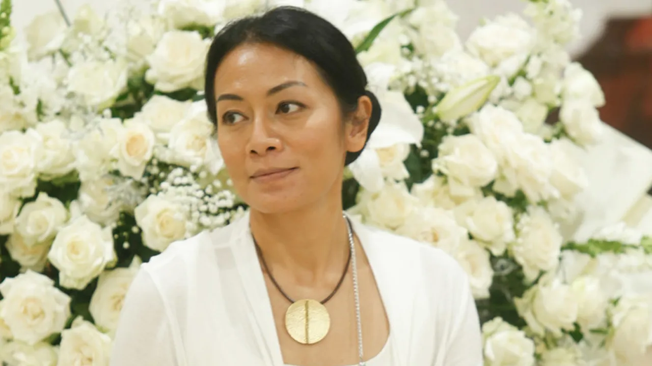 Lebih Dari Suami, Begini Sosok Mendiang Reza Gunawan di Mata Dewi Lestari