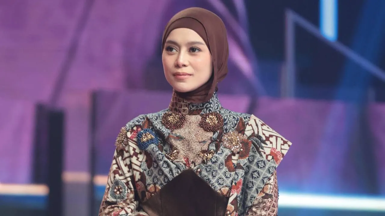 Lesti dan Rizky Billar Jenguk Tukul Arwana, Kirim Doa Pemulihan Lesti dan Rizky Billar Jenguk Tukul Arwana, Kirim Doa Pemulihan