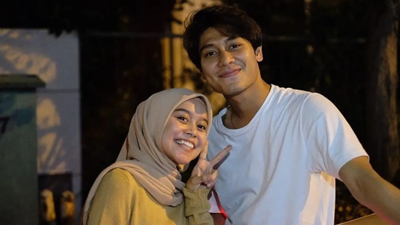Lesti Kejora Akui Bucin Banget Sama Rizky Billar, Tiap Hari Telepon Sampai Berjam-jam