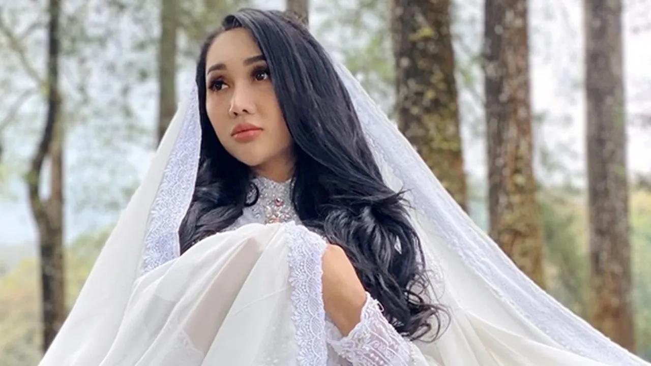 Lesti Kejora Sebut Siti Badriah Miliki Suara Jelek, Lucinta Luna: Punya Kaca Nggak?