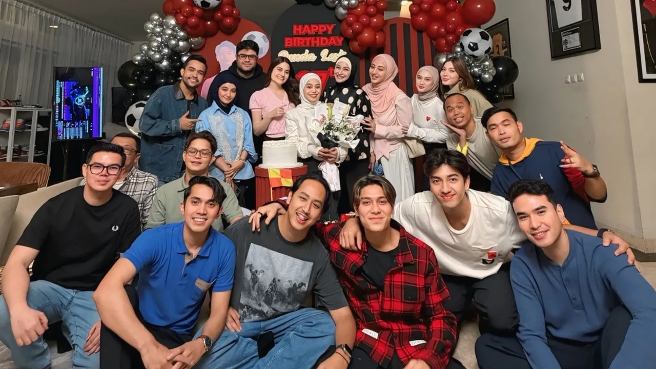 Lesti Kejora Ulang Tahun ke-27, Dirayakan Bareng Suami & Sahabat
