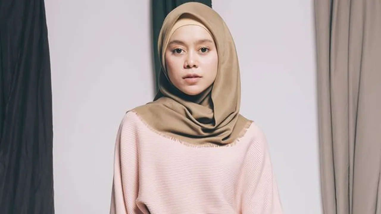 Lesti Mudik ke Kampung Halaman Bawa Sosok Bernama Vijay, Siapakah Dia?