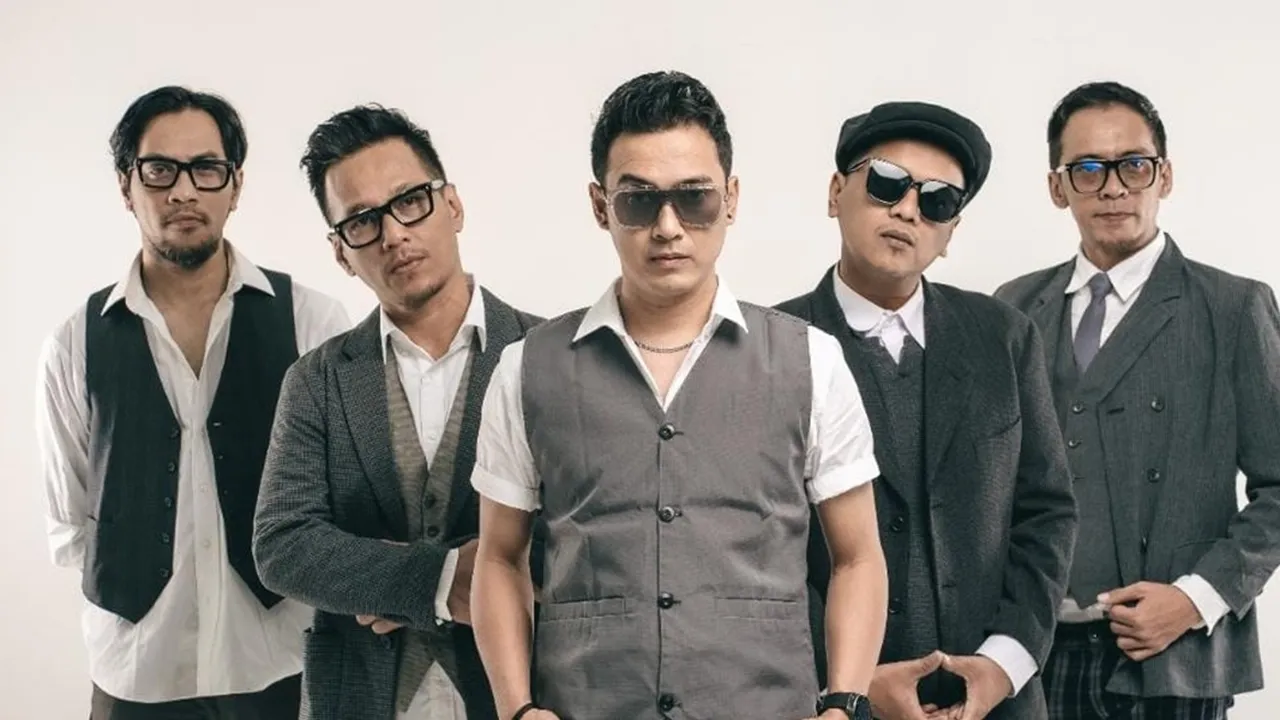 Lewat Single 'Chemistry', Five Minutes Hadir dengan Vokalis Baru
