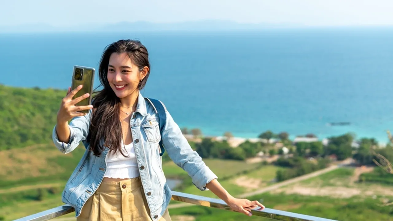 Liburan Akhir Tahun Check! Saatnya Jelajah Destinasi Impian Tanpa Takut Nggak Bisa Internetan Liburan Akhir Tahun Check! Saatnya Jelajah Destinasi Impian Tanpa Takut Nggak Bisa Internetan