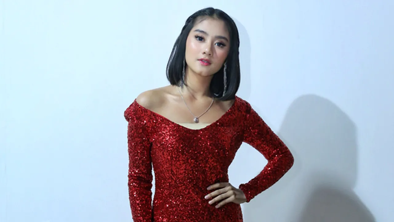 Kulineran Terus Selama Ada di Bali, Berat Badan Ghea Youbi Justru Segini?