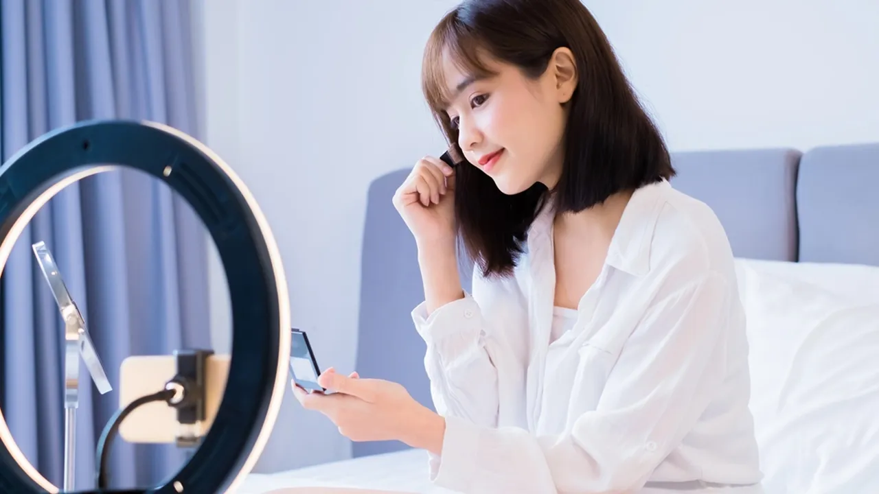 Lighting Anti Gagal, Intip 4 Rekomendasi Ring Light Biar Kontenmu Lebih Maksimal