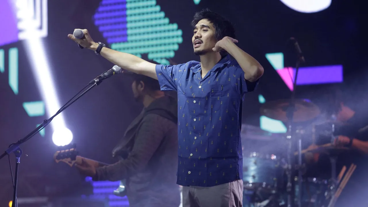 Lihat Antusias Penonton Di Konser A Night With Sheila On 7, Duta Malah Pusing