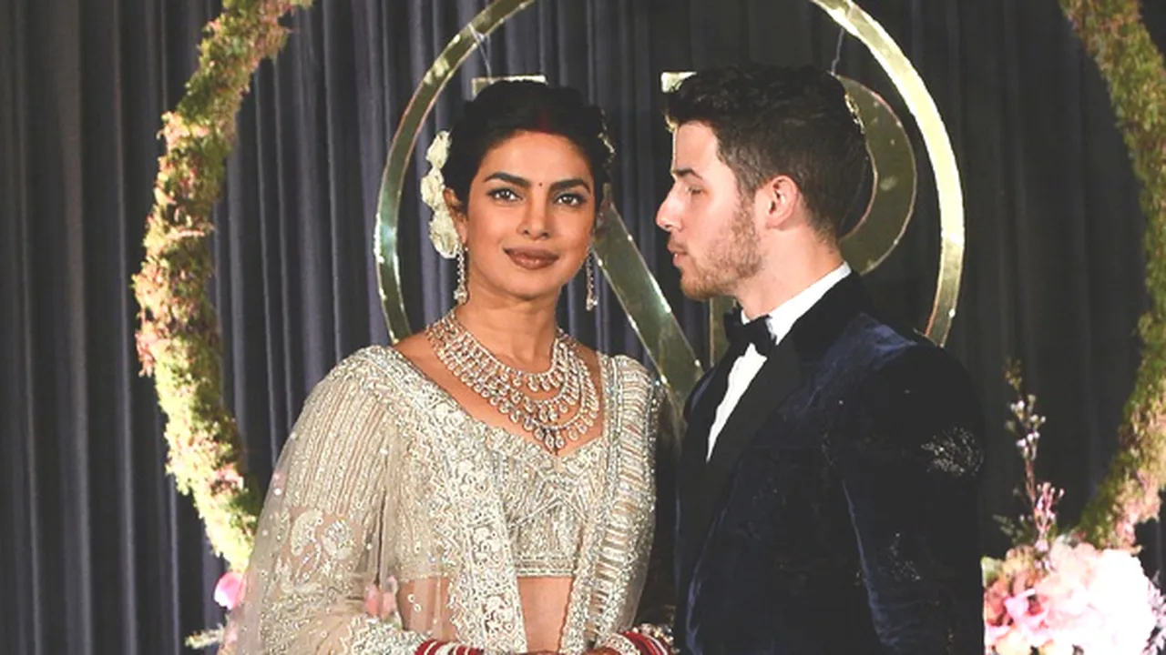 Lihat Priyanka Chopra Jalan Menuju Altar, Nick Jonas Menangis Terharu