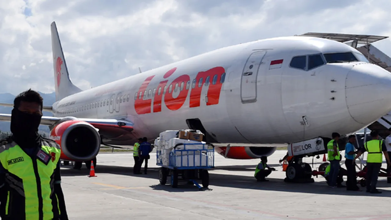 Lion Air Jatuh, Keluarga Korban Cemas Menanti Kabar Terkini Penumpang