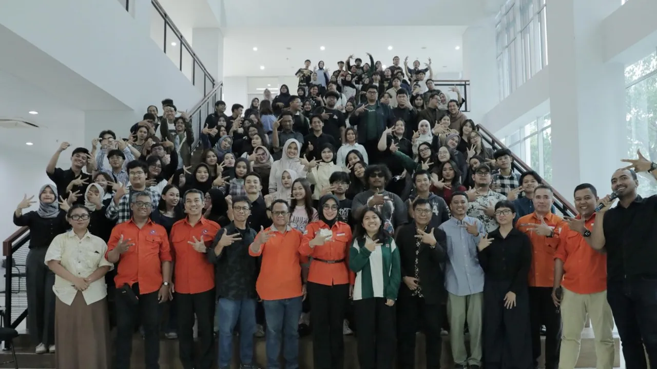 Liputan6 Connect dan AksiKitaIndonesia Tingkatkan Literasi Digital di Kampus Esa Unggul