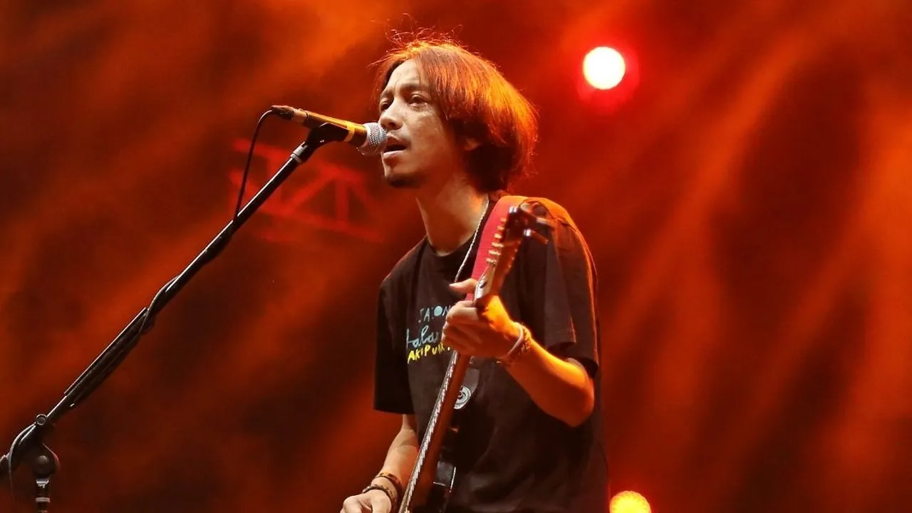 Lirik Lengkap Lagu-Lagu Terpopuler Fiersa Besari, Ada 'APRIL' Sampai 'NADIR'