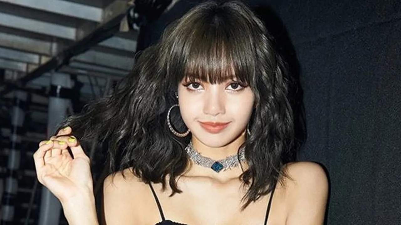Lisa BLACKPINK Kembali Viral Dengan Gerakan Tarian Baru Untuk 'Swalla'