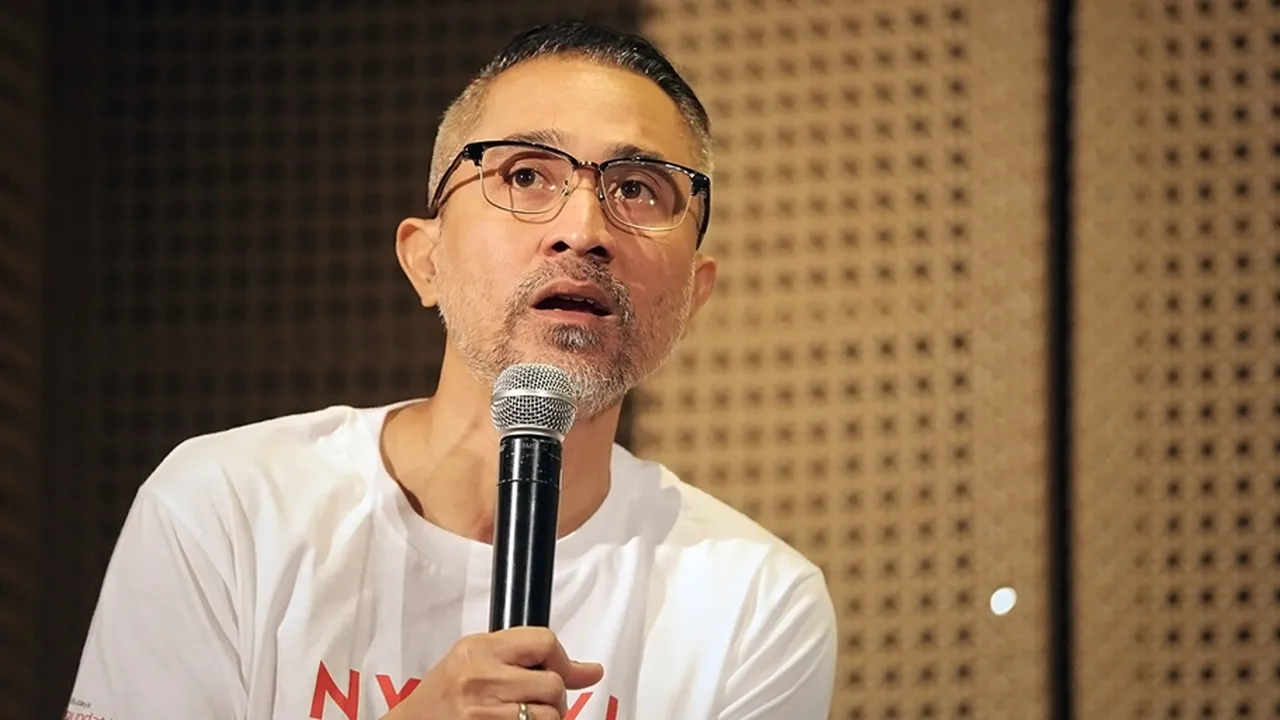 Lukman Sardi Sempat Alami Kesulitan Perankan Sastrawan Amir Hamzah