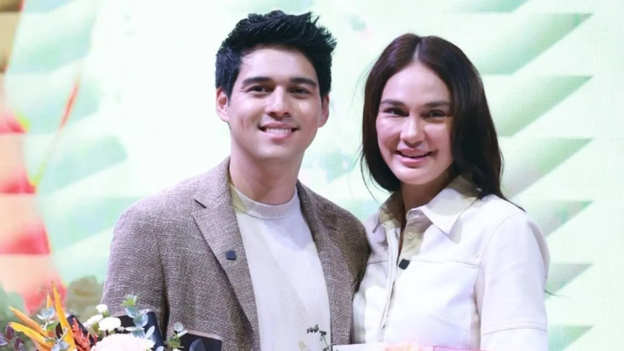 Luna Maya Sempat Rahasiakan Gaun Pernikahan Penuh Makna dari Maxime dan Sang Ibu