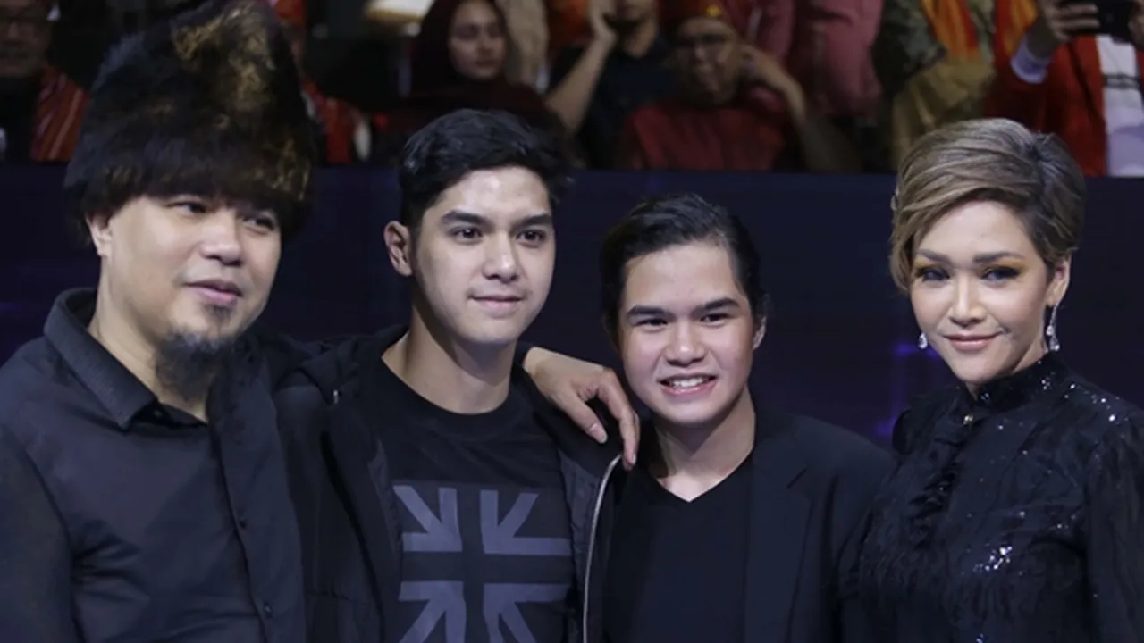 Maia Estianty dan Ahmad Dhani Tampil Sepanggung, Dul Cium Aroma CLBK
