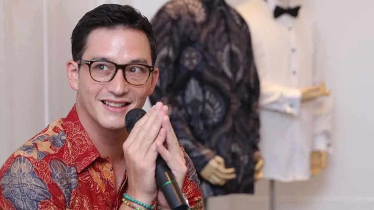 Main di 'FOXTROT SIX', Mike Lewis Berasa Dreams Come True