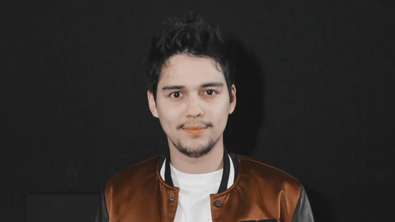 Main di Judul Sinetron Baru, Maxime Bouttier Jadi Buruh Kebun Teh