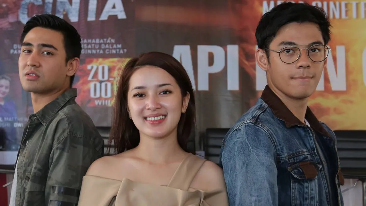 Main sinetron Api dan Cinta, Shandy William Disukai Tiga Gadis Sekaligus