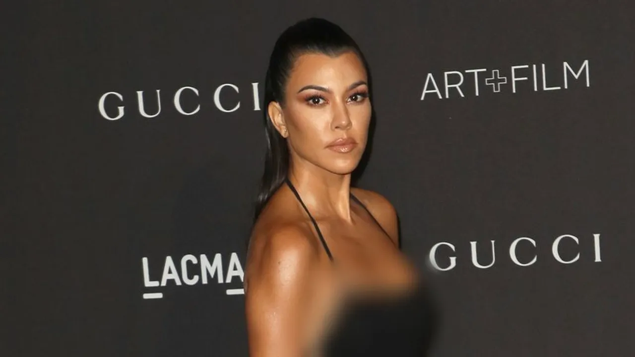 Makin Akur, Kourtney Kardashian Rayakan Thanksgiving Bareng Scott Disick