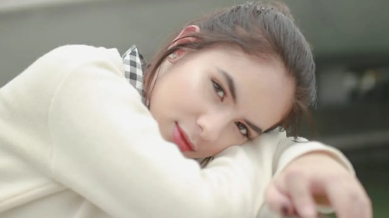 Makin Dewasa, Steffi Zamora Turut Andil di 'Kupendam Sendiri'