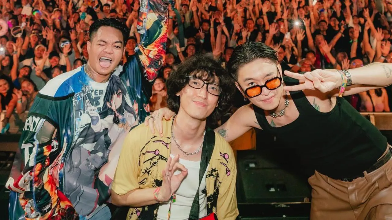 Makin Moncer! Weird Genius Kolaborasi dengan Asking Alexandria Rilis Lagu 'Bad Blood'