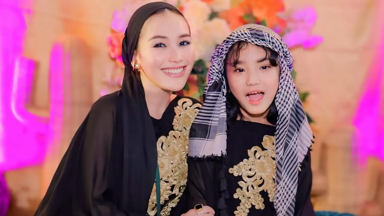 Makin Sholehah, Ayu Ting Ting Ungkap Jadi Orang yang Beruntung Miliki Bilqish