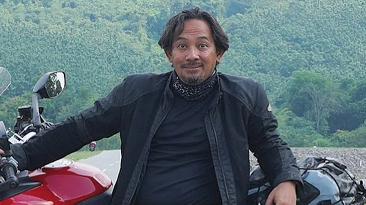 Makki Ungu Jelajahi Tujuh Gunung Selama Satu Bulan