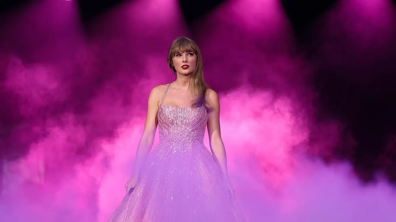 Makna di Balik Lagu Enchanted - Taylor Swift, Cocok Jadi Soundtrack Saat Jatuh Cinta Pada Pandangan Pertama