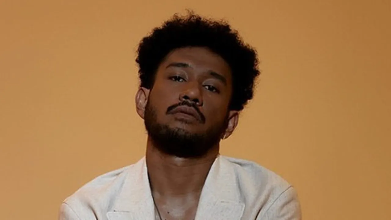 Makna Lagu Just You Teddy Adhitya, dari Kesepian Hingga Menemukan Cinta