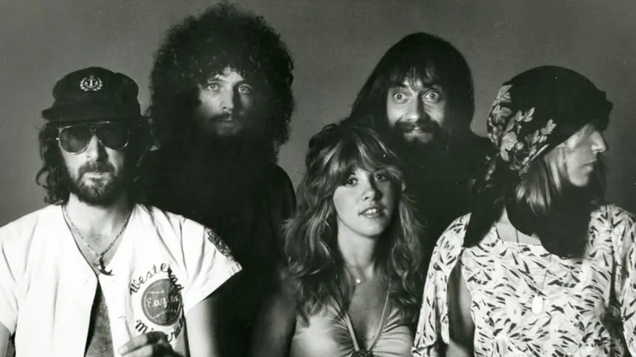 Makna Lagu Landslide - Fleetwood Mac, Refleksi Hidup dan Proses Menjadi Dewasa