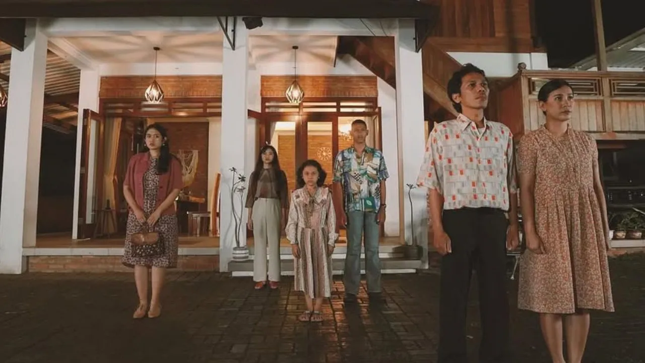 Makna Lagu Mangu - Fourtwnty Ft. Charita Utami, Pesan Emosional Ungkap Rasa Bimbang di Persimpangan Jalan