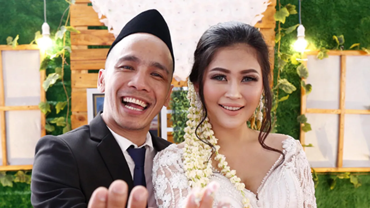 Makna Mas Kawin Perhiasan 15 Gram Pada Pernikahan Ovi Sovianti