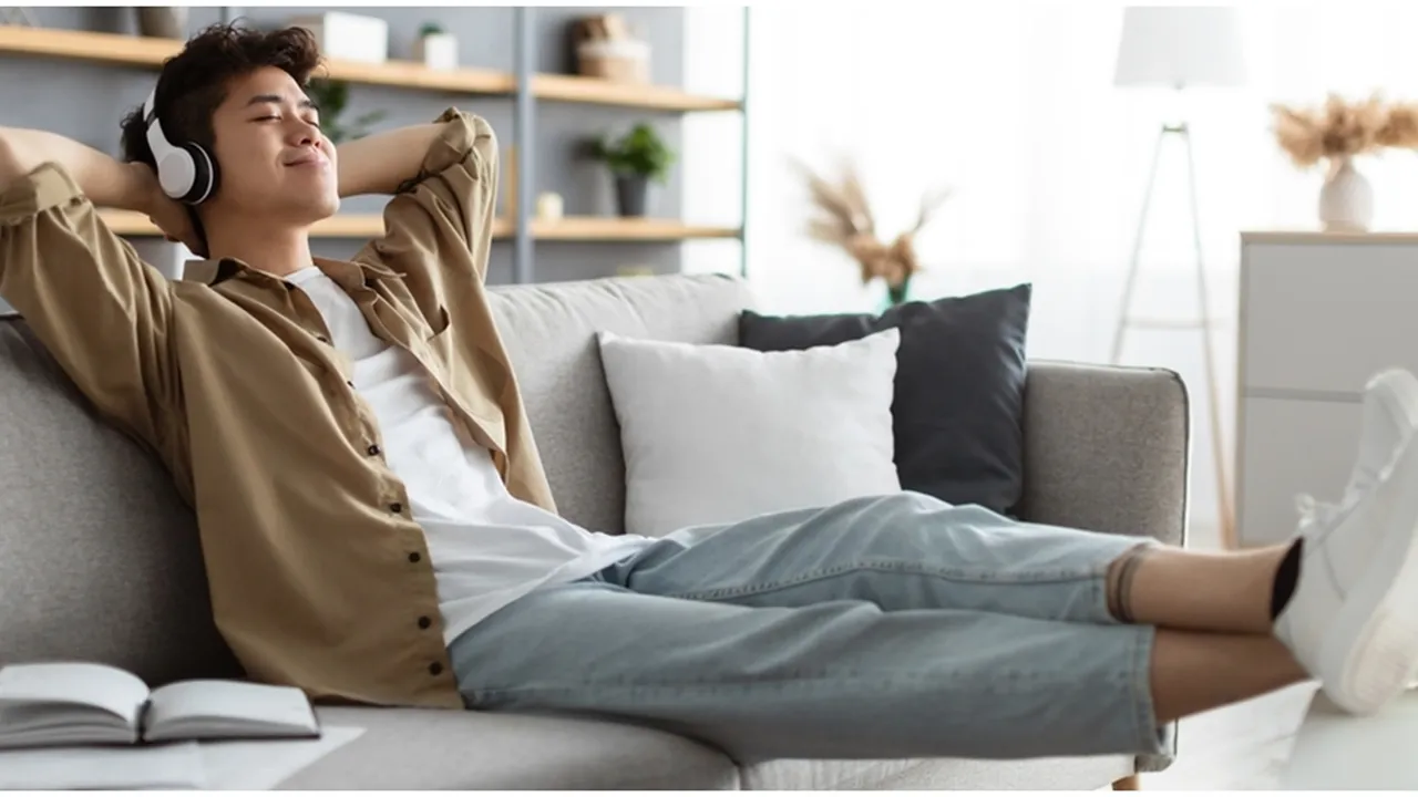 Maksimalkan Music Experience, Ini 3 Keunggulan Noise-Cancelling Headphone