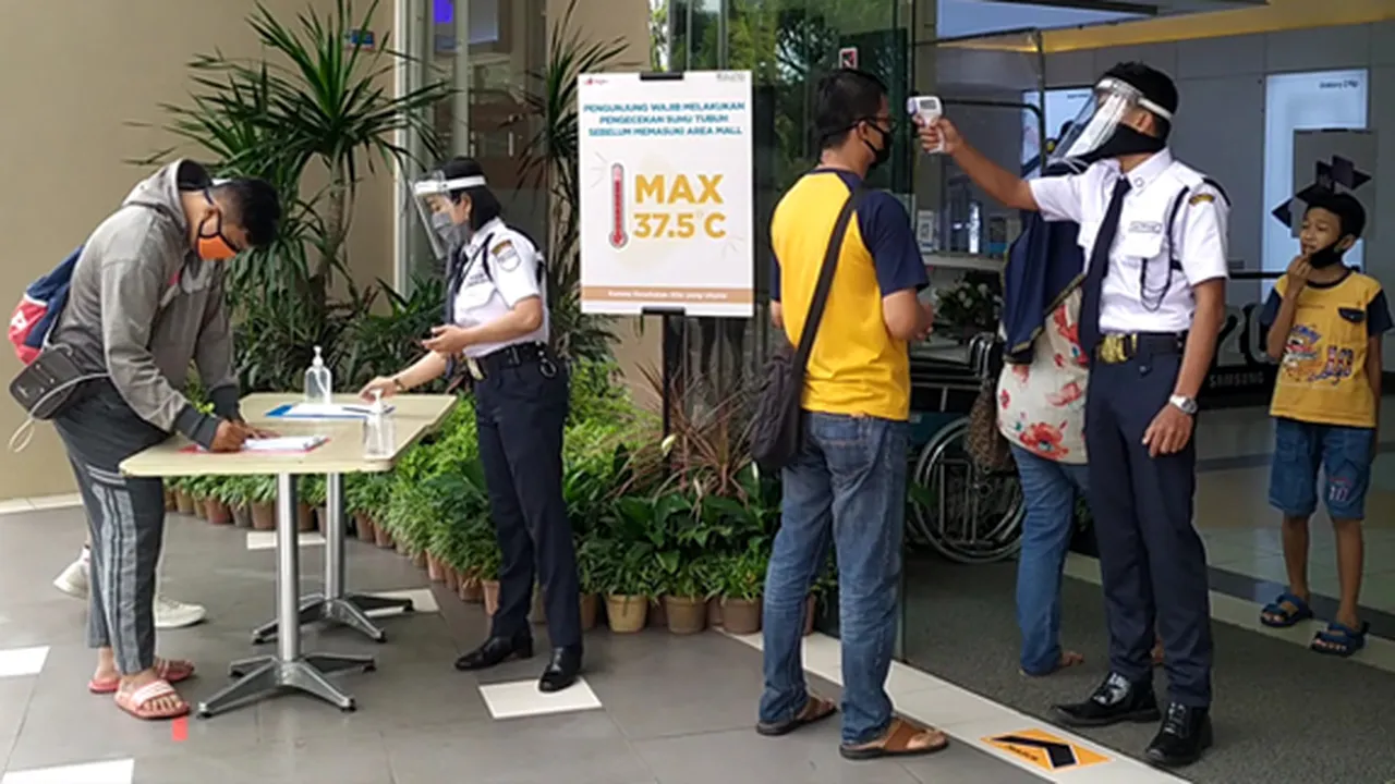 Malang Jalani Masa Transisi Menuju New Normal, Mall Kembali Buka Pengunjung Wajib Isi Buku Tamu