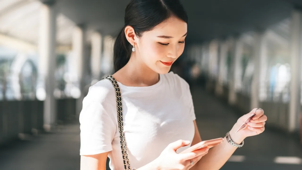Malas Bawa Uang Tunai? Bisa Jadi Kamu Termasuk Generasi Cashless