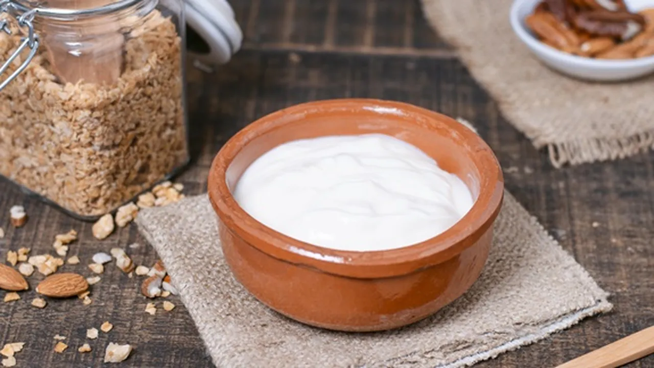 Manfaat Yogurt Bagi Kesehatan dan Kecantikan, Menjaga Tekanan Darah Tinggi - Obati Jerawat