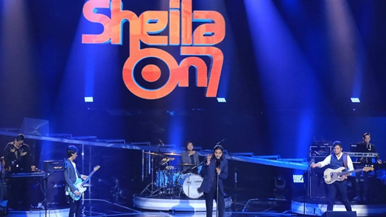 Manggung di HUT 24 Indosiar, Duta Sheila On 7 Kenang Masa Pacaran