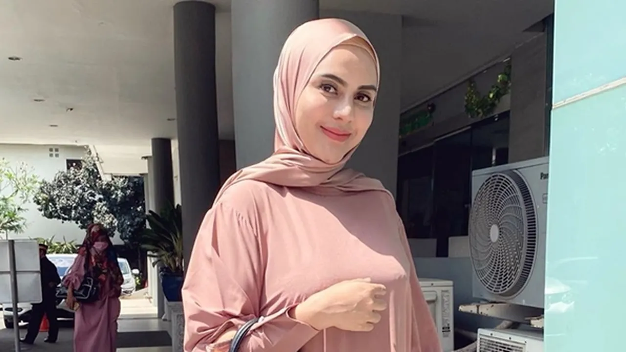 Mantap Berhijab, Anggita Sari Sempat Takut Kena Nyinyir Netizen