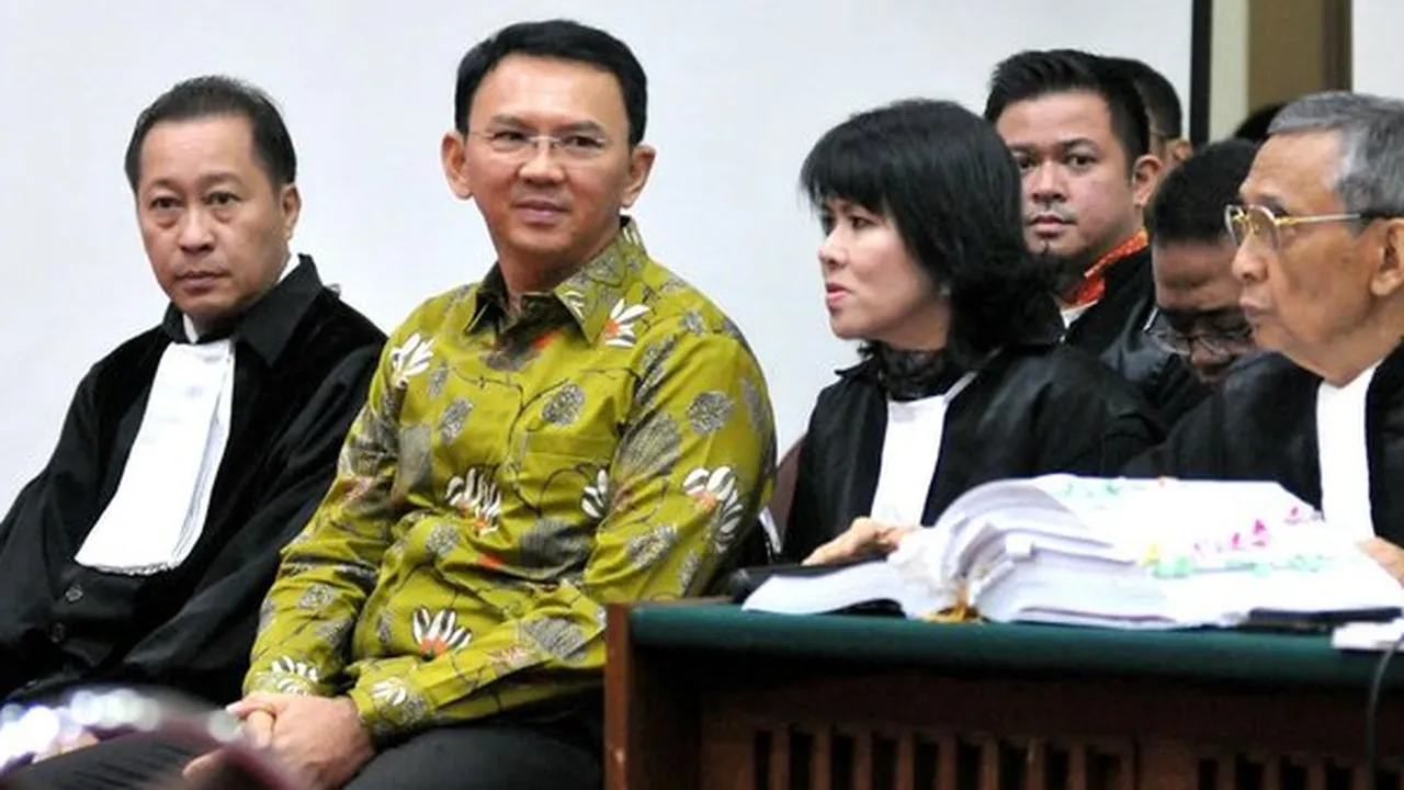 Marak Gosip Akan Menikah Dengan Polwan, Ini Jawaban Staf Ahok