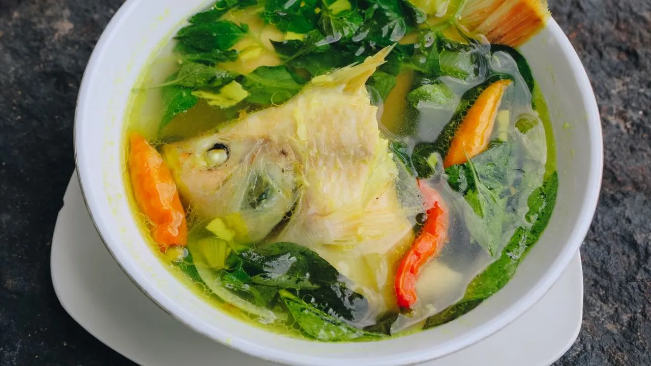 Masak Ikan Mas Tanpa Takut Duri, Cukup Pakai Alat Dapur Sederhana