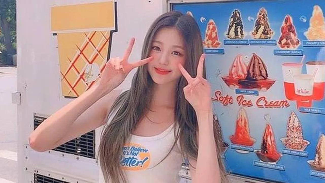 Masih 15 Tahun, Wonyoung IZ*ONE Bagai Barbie dan Punya Tubuh Bak Model